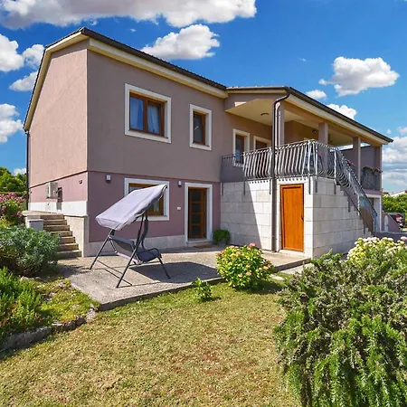 Appartement With A - C Vodnjan-vodnjan *
